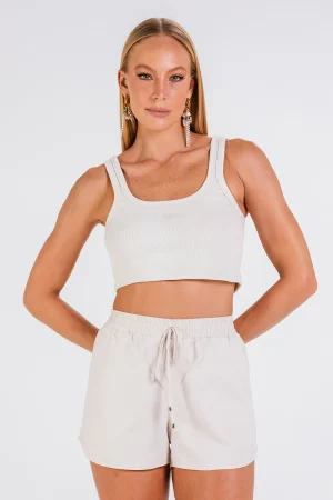 short-shirlei-areia-01